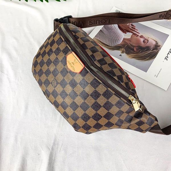 fashion women's leather letter color wide shoulder strap shoulder bag diagonal small square bag handbag designer luxury handbags purses
fashion women's leather letter color wide shoulder strap shoulder bag diagonal small square bag handbag designer luxury handbags purses