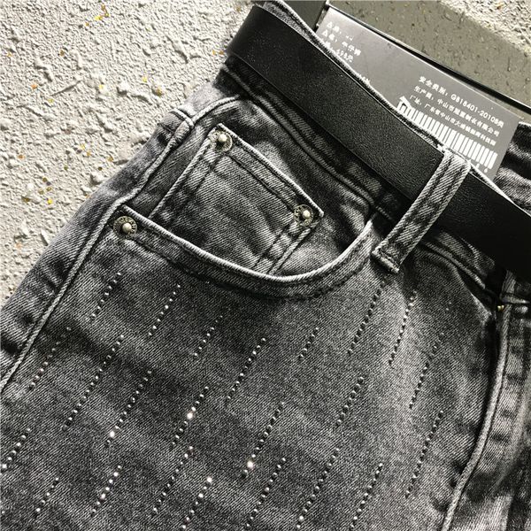 вертикальный полосатый горный хрусталь джинсовые брюки женские 2020 весна новый высокая талия стрейч свободная посадка прямой крой шаровары, Blue
вертикальный полосатый горный хрусталь джинсовые брюки женские 2020 весна новый высокая талия стрейч свободная посадка прямой крой шаровары, Blue