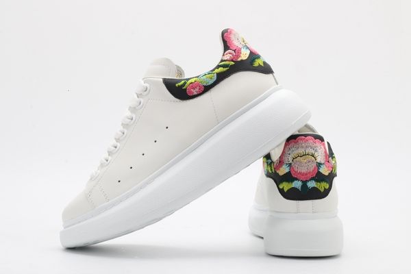 2019 2020 trendy casual shoes paris men women fashion designer sneakers street footwear dress shoe tennis selling
2019 2020 trendy casual shoes paris men women fashion designer sneakers street footwear dress shoe tennis selling