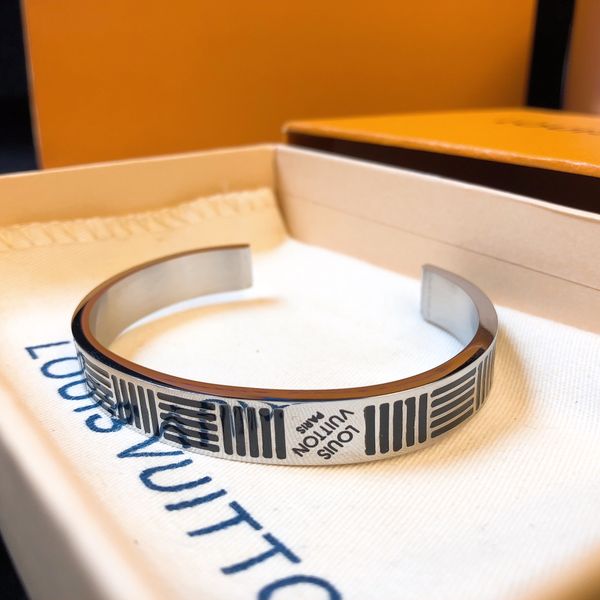 designer bracelet luxury designer jewelry men bracelets loius vutton bracelets jewelry carved enamel open average, Black
designer bracelet luxury designer jewelry men bracelets loius vutton bracelets jewelry carved enamel open average, Black