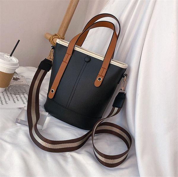 high sense women bag new cross body bag retro fashion handbag bucket bags ph-cfy20062352
high sense women bag new cross body bag retro fashion handbag bucket bags ph-cfy20062352
