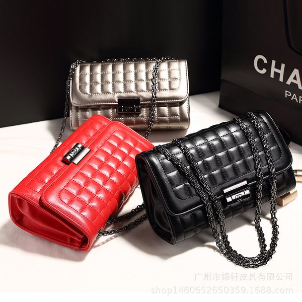 2019 spring soft leather rhombus chain small fragrance wind handbag handbag shoulder messenger bag
2019 spring soft leather rhombus chain small fragrance wind handbag handbag shoulder messenger bag