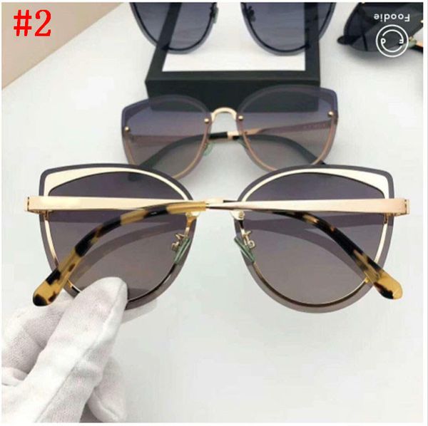 luxury sunglasses design sunglasses brand g72023 cat eye design glasses for woman glasses uv400 5 colors optional with box 1012, White;black
luxury sunglasses design sunglasses brand g72023 cat eye design glasses for woman glasses uv400 5 colors optional with box 1012, White;black