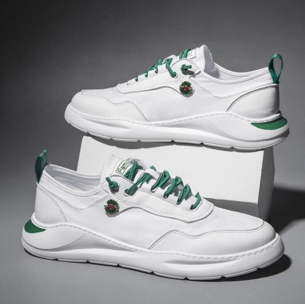 2020 high end spring summer new men shoes fashion man mesh leather patchwork casual shoes men cool loafers sneaker
2020 high end spring summer new men shoes fashion man mesh leather patchwork casual shoes men cool loafers sneaker