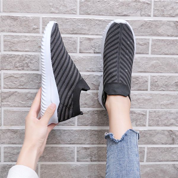 new breathable mesh casual running shoes woman platform sneakers women slip on soft ladies summer flats shoes
new breathable mesh casual running shoes woman platform sneakers women slip on soft ladies summer flats shoes