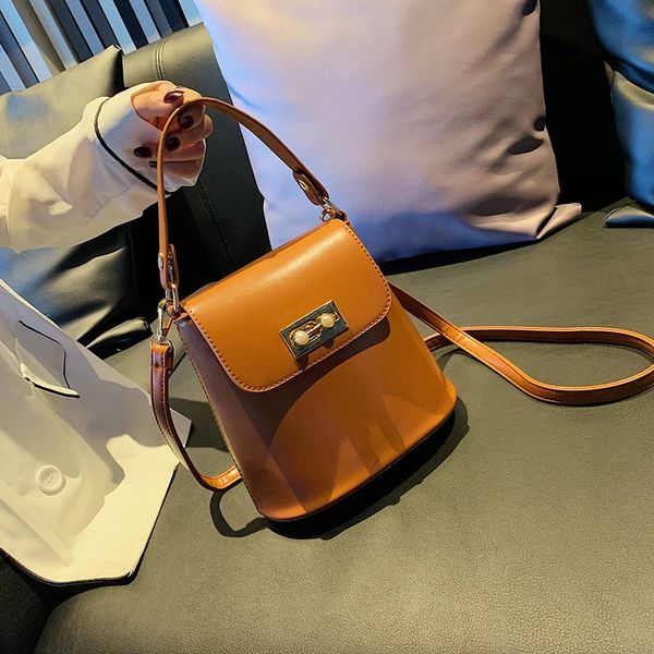 female bucket crossbody bags for women 2019 pu leather luxury handbags designer sac ladies shoulder messenger bag
female bucket crossbody bags for women 2019 pu leather luxury handbags designer sac ladies shoulder messenger bag