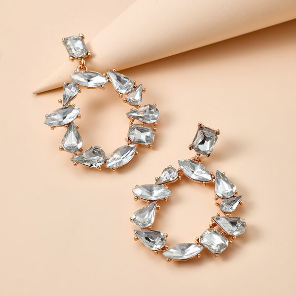 white rhinestone gem gold alloy flower stud earring for women fashion earring brincos jewelry accessories 9677, Golden;silver
white rhinestone gem gold alloy flower stud earring for women fashion earring brincos jewelry accessories 9677, Golden;silver