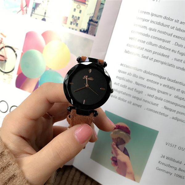 2018 casual fashion quartz watch for women ladies wristwatch relogios clock, Slivery;brown
2018 casual fashion quartz watch for women ladies wristwatch relogios clock, Slivery;brown