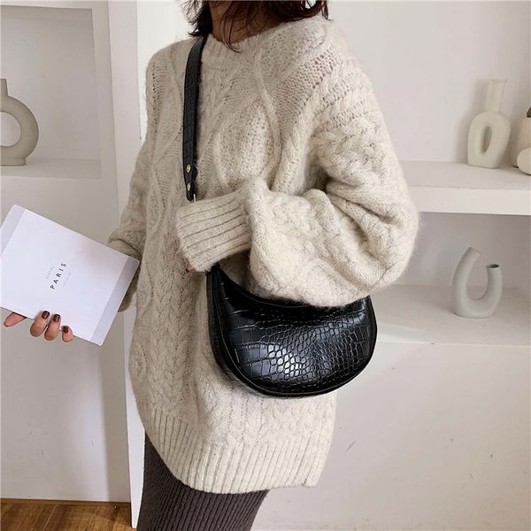 2020 new ladies shoulder messenger bag korean fashion casual simple crocodile pattern pu wide shoulder strap retro crescent bag
2020 new ladies shoulder messenger bag korean fashion casual simple crocodile pattern pu wide shoulder strap retro crescent bag
