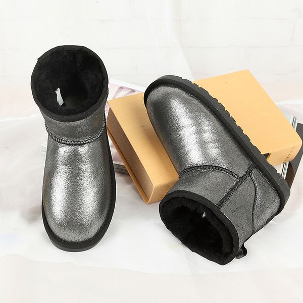 new australia classic non-slip warm winter flat shoes ladies ankle boots women natural sheepskin fur rubber sole wool snow boots, Black
new australia classic non-slip warm winter flat shoes ladies ankle boots women natural sheepskin fur rubber sole wool snow boots, Black