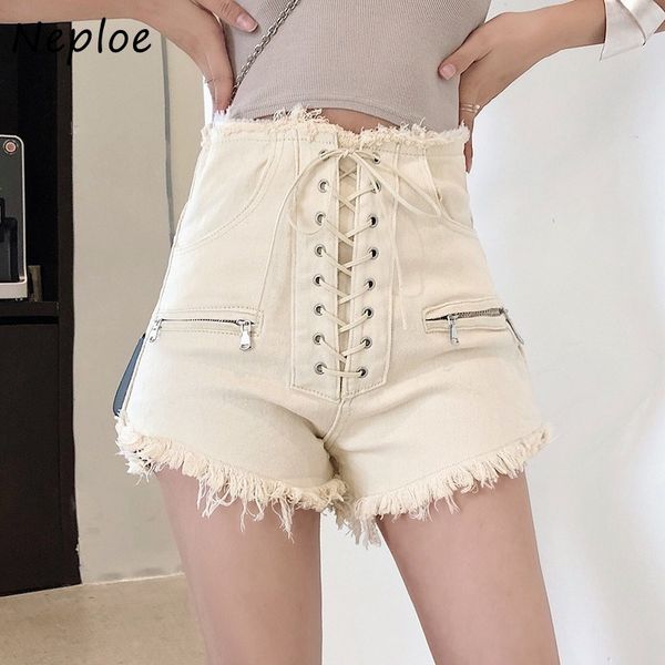 women's shorts neploe korean high waist hip drawstring design slim denim short feminino fashion fake pocket solid summer 2021, White;black
women's shorts neploe korean high waist hip drawstring design slim denim short feminino fashion fake pocket solid summer 2021, White;black