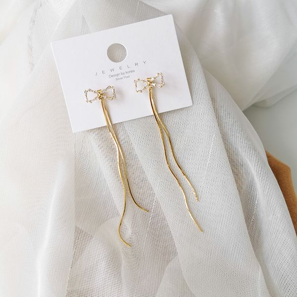 sweety and elegant long tassel micro-set zircon bow earrings moda trendy boucle d'oreille oorbellen pendientes mujer moda, Golden;silver
sweety and elegant long tassel micro-set zircon bow earrings moda trendy boucle d'oreille oorbellen pendientes mujer moda, Golden;silver