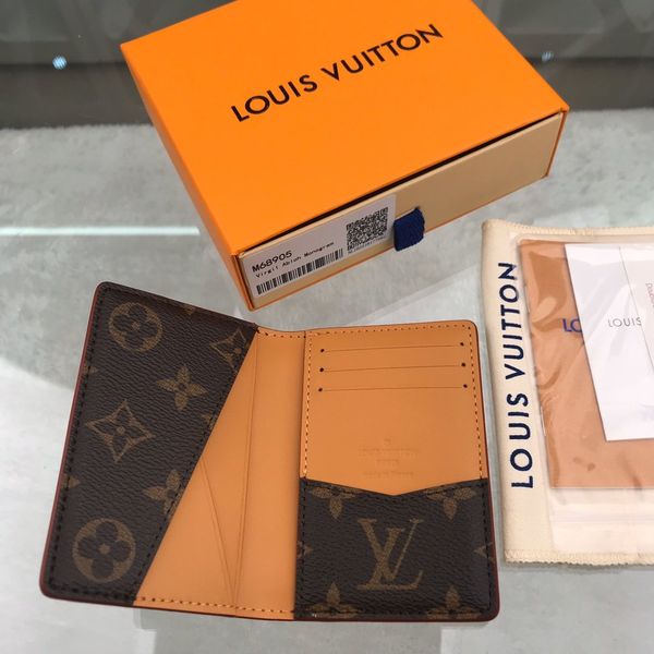 classic style fashion genuine leather men purse short wallet card holders purse letter credit card wallet for women with box m68905, Black
classic style fashion genuine leather men purse short wallet card holders purse letter credit card wallet for women with box m68905, Black