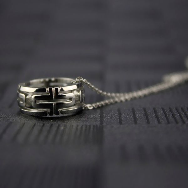 women hollow 925 ring pendant necklaces charms gifts for women wedding engagement jewelry, Silver
women hollow 925 ring pendant necklaces charms gifts for women wedding engagement jewelry, Silver
