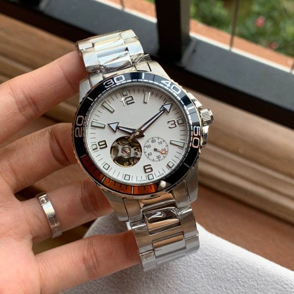 men watches automatic movement 316l steel mineral sapphire wristwatch 41mm*12mm mechanical watch for men, Slivery;brown
men watches automatic movement 316l steel mineral sapphire wristwatch 41mm*12mm mechanical watch for men, Slivery;brown