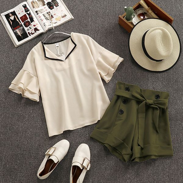 women's sets chiffon solid flare short sleeves +sashes buttons wide-legged high waist mini shorts 2-pieces sets, White
women's sets chiffon solid flare short sleeves +sashes buttons wide-legged high waist mini shorts 2-pieces sets, White