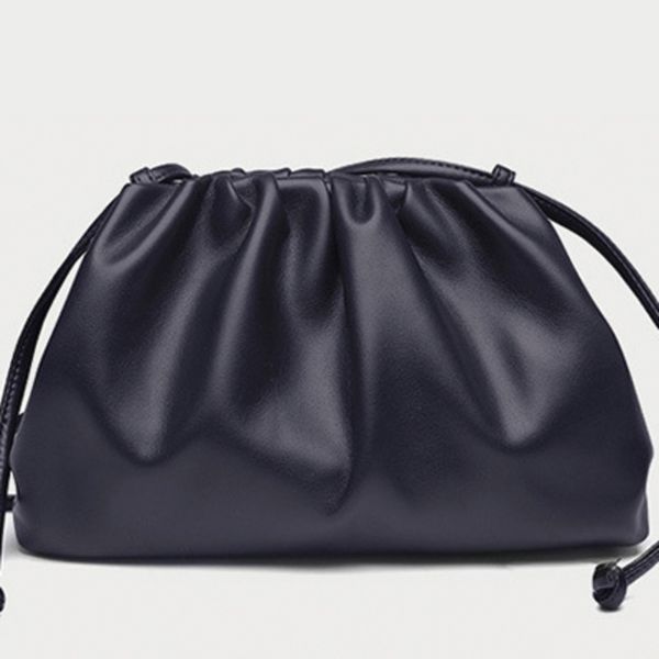 designer handbags purses women messenger bag designer new fashion cloud female crossbody shoulder bag tide handbag clutch bag
designer handbags purses women messenger bag designer new fashion cloud female crossbody shoulder bag tide handbag clutch bag