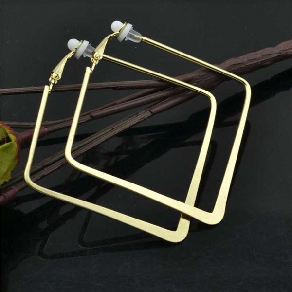 women's earrings clipped on ears no need to pierce 2020 fashion personality rectangular gold plating trend shiny dj girl earring, Silver
women's earrings clipped on ears no need to pierce 2020 fashion personality rectangular gold plating trend shiny dj girl earring, Silver