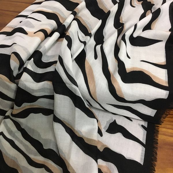 wholesale-new brand design women's scarf 100% cashmere material thin and soft long scarves pashmina for women big size 180cm -100cm, Blue;gray
wholesale-new brand design women's scarf 100% cashmere material thin and soft long scarves pashmina for women big size 180cm -100cm, Blue;gray