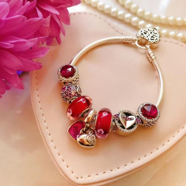 lidu 100%925 silver pandoras bracelet is a stylish and exquisite valentine's day gift delivery factory wholesale, Golden;silver
lidu 100%925 silver pandoras bracelet is a stylish and exquisite valentine's day gift delivery factory wholesale, Golden;silver