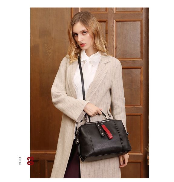 europe and america 2020 leather female crossbody bag new fashion wild first layer cowhide handbag shoulder bag
europe and america 2020 leather female crossbody bag new fashion wild first layer cowhide handbag shoulder bag
