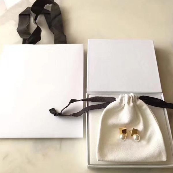 fashion-material stud earring shape with white pearls earring for women gift wedding jewelry ps5639a, Golden
fashion-material stud earring shape with white pearls earring for women gift wedding jewelry ps5639a, Golden