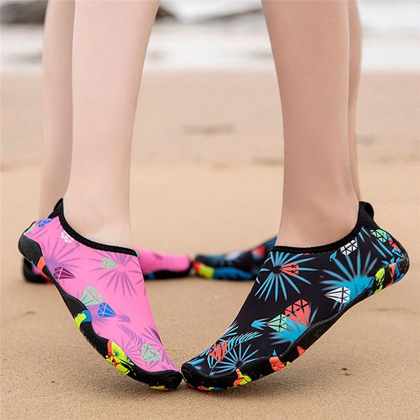summer couple beach shoes yoga shoes wading diving swimming sneakers silicone shoelaces elastic summer beach 01
summer couple beach shoes yoga shoes wading diving swimming sneakers silicone shoelaces elastic summer beach 01