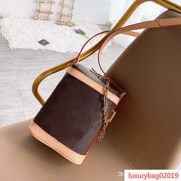 designer luxury handbag purse women shouler box style bucket bag fashion totes designer purses ladies 2020 bag
designer luxury handbag purse women shouler box style bucket bag fashion totes designer purses ladies 2020 bag