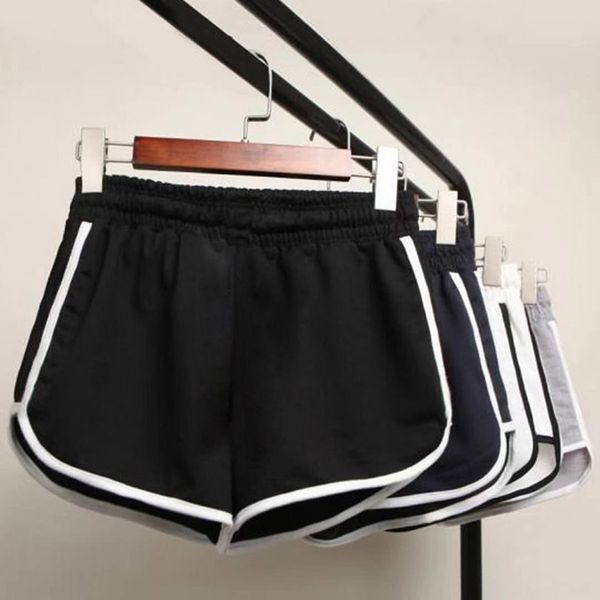 2020 women sport shorts for running working out fittness breathable fabric with side binding wholesale woman outdoor shorts, Black;blue
2020 women sport shorts for running working out fittness breathable fabric with side binding wholesale woman outdoor shorts, Black;blue