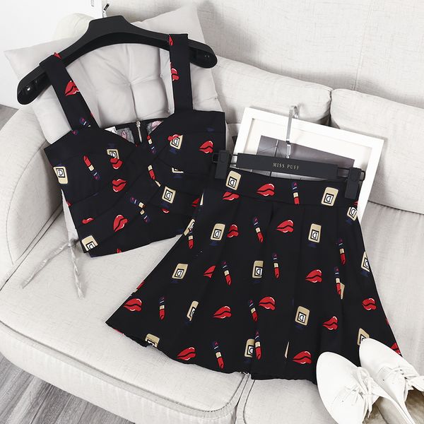 new summer arrival women fashion short tank crop and mini girl's skirts printting floral two pieces sets casual slim sets, White;black
new summer arrival women fashion short tank crop and mini girl's skirts printting floral two pieces sets casual slim sets, White;black