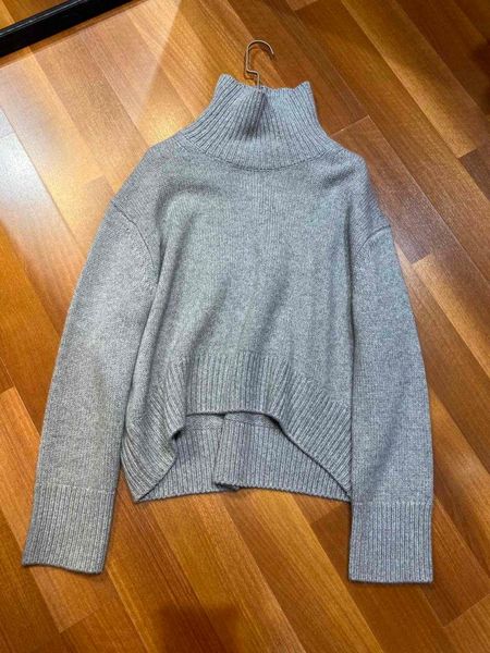 2019 new ladies fashion long-sleeved high-neck cashmere sweater 1008, White;black
2019 new ladies fashion long-sleeved high-neck cashmere sweater 1008, White;black