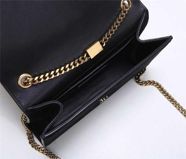 designer luxury handbag purse 2019 style women chain strap shoulder crossbody bags velvet material rivet purse bag
designer luxury handbag purse 2019 style women chain strap shoulder crossbody bags velvet material rivet purse bag