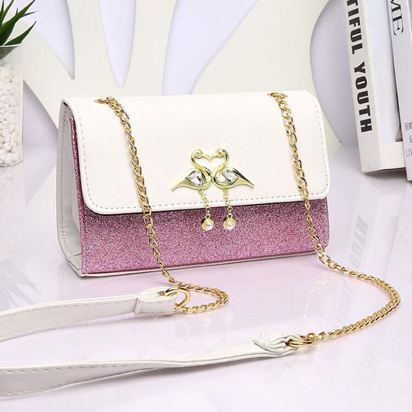 2020 New Fashion Women Cross Body Bags Wholesale Ladies Sequins Chain Shoulder Bag Small Flap Sister Totes
2020 New Fashion Women Cross Body Bags Wholesale Ladies Sequins Chain Shoulder Bag Small Flap Sister Totes