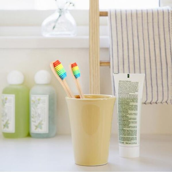 защита окружающей среды bamboo ручки зубных щеток радуга цвета кисти bamboo зубная щетка oral care мягкая щетина инструмент для чистки
защита окружающей среды bamboo ручки зубных щеток радуга цвета кисти bamboo зубная щетка oral care мягкая щетина инструмент для чистки