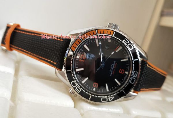 elling wristwatches 215.32.44.21.01.001 43.5mm leather bands luminescent 8500 automatic mechanical mens watch watches, Slivery;brown
elling wristwatches 215.32.44.21.01.001 43.5mm leather bands luminescent 8500 automatic mechanical mens watch watches, Slivery;brown