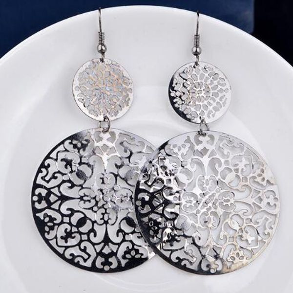2019 new arrival classic circular alloy hollowing earrings gold silver black exaggerated pendant earrings woman fashion jewelry
2019 new arrival classic circular alloy hollowing earrings gold silver black exaggerated pendant earrings woman fashion jewelry