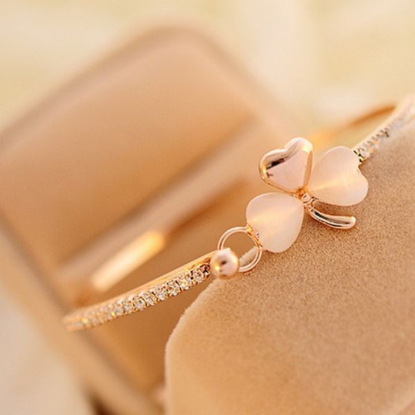 1 pcs sell hollow wrap bracelets trendy gold silver color new geometric adjustable bangles for women fashion jewelry gift, Golden;silver
1 pcs sell hollow wrap bracelets trendy gold silver color new geometric adjustable bangles for women fashion jewelry gift, Golden;silver