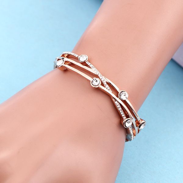 cross full diamond ladies bracelets alloy jewelry fashion temperament bracelet wholesale, Golden;silver
cross full diamond ladies bracelets alloy jewelry fashion temperament bracelet wholesale, Golden;silver