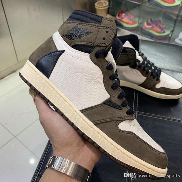 travis scotts x 1 high og ts sp mens basketball shoes cd4487-100 dark mocha brown sneakers 1s sports trainers with box
travis scotts x 1 high og ts sp mens basketball shoes cd4487-100 dark mocha brown sneakers 1s sports trainers with box