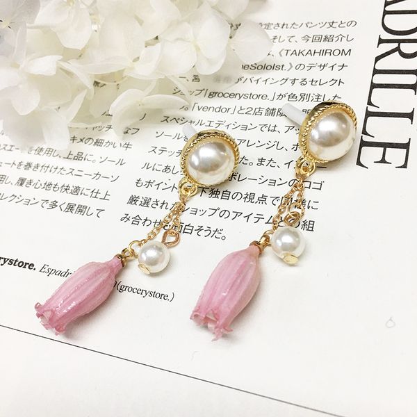 epoxy preserved fresh flower earrings immortal retro earrings lily pearl long ear stud rose dried flower, Silver
epoxy preserved fresh flower earrings immortal retro earrings lily pearl long ear stud rose dried flower, Silver