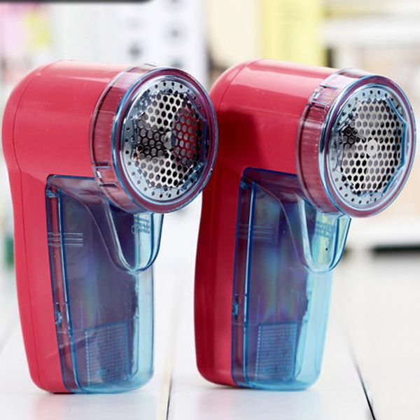 portable electric clothing lint lint remover for sweaters curtains carpets shaver machine to remove the pellets
portable electric clothing lint lint remover for sweaters curtains carpets shaver machine to remove the pellets
