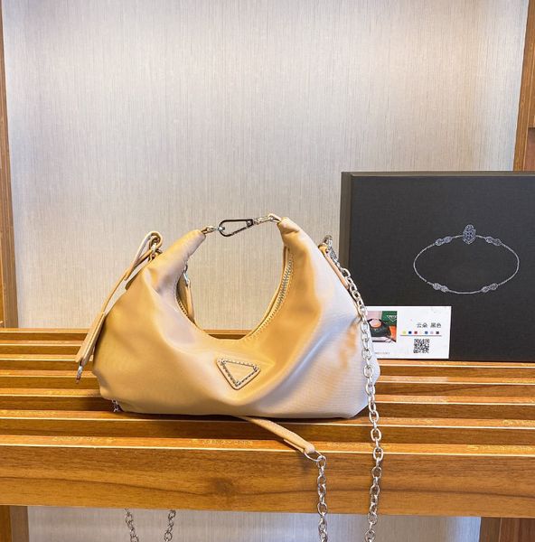 2020 designer luxury handbags purses woman brand clouds shoulder bags chain bag l0g0 crossbody bag with box
2020 designer luxury handbags purses woman brand clouds shoulder bags chain bag l0g0 crossbody bag with box