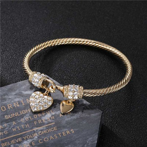 romantic austrian crystal love heart pendant hook bracelets bangles jewelry for women gold-color open bracelet boho pulseras, Black
romantic austrian crystal love heart pendant hook bracelets bangles jewelry for women gold-color open bracelet boho pulseras, Black