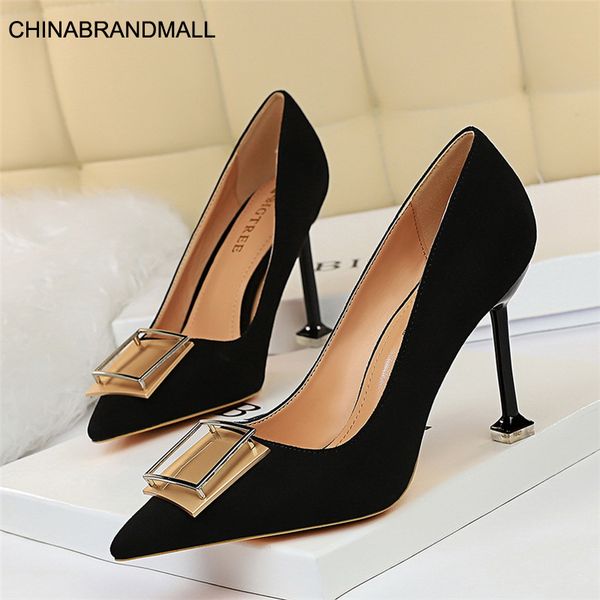 2020 elegant women 9.5cm high heels buckle glitter pumps office lady wedding black khaki heels female zapatos de mujer shoes
2020 elegant women 9.5cm high heels buckle glitter pumps office lady wedding black khaki heels female zapatos de mujer shoes