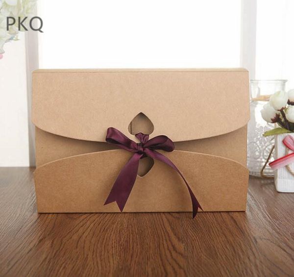 30pcs kraft paper box for gift christmas gift packaging box with ribbon heart design valentine's day boxes
30pcs kraft paper box for gift christmas gift packaging box with ribbon heart design valentine's day boxes