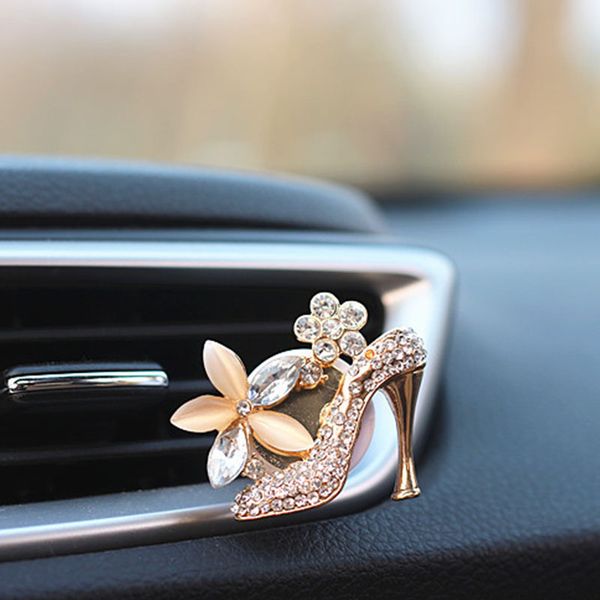 dropshiping car air conditioning air vent perfumes clip girl high heels car perfume freshener ballet auto accessories 
dropshiping car air conditioning air vent perfumes clip girl high heels car perfume freshener ballet auto accessories