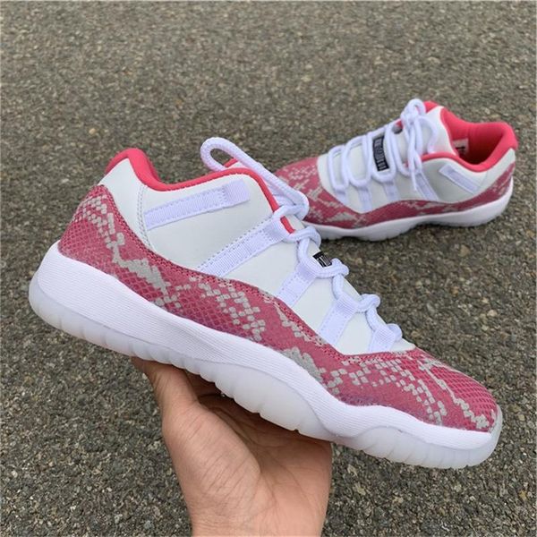 final version 11 low wmns pink snakeskin men basketball shoes ah7860-106 white real carbon fiber girl athletic sneakers with box
final version 11 low wmns pink snakeskin men basketball shoes ah7860-106 white real carbon fiber girl athletic sneakers with box