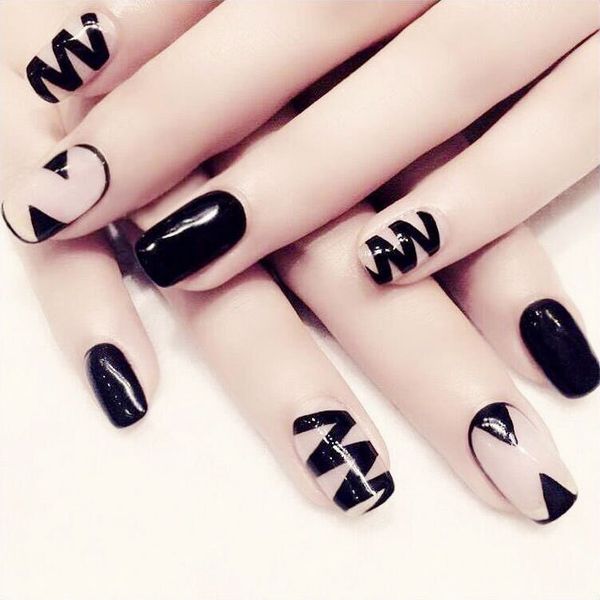 false nails black letter pattern fashion 24 sheet/set fake nail tip round full cover beauty glue design art manicure stickers d42, Red;gold
false nails black letter pattern fashion 24 sheet/set fake nail tip round full cover beauty glue design art manicure stickers d42, Red;gold