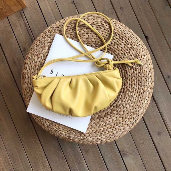 2020 new hobos day clutches women small handbag lady shoulder bag female wrinkle zipper purse korean drape clouds bag
2020 new hobos day clutches women small handbag lady shoulder bag female wrinkle zipper purse korean drape clouds bag