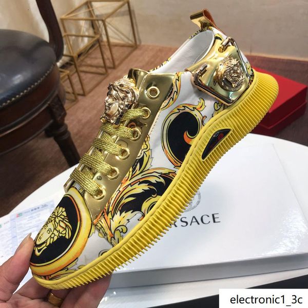 2019qit spring and autumn men s casual sports shoes high-belt travel sneakers, with micro-standard, with the original box fast deliveryh
2019qit spring and autumn men s casual sports shoes high-belt travel sneakers, with micro-standard, with the original box fast deliveryh